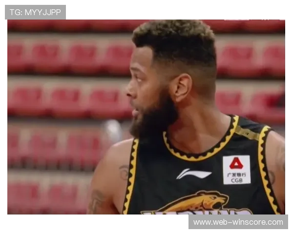 王牌防守漏洞频出，专家建议调整轮换策略