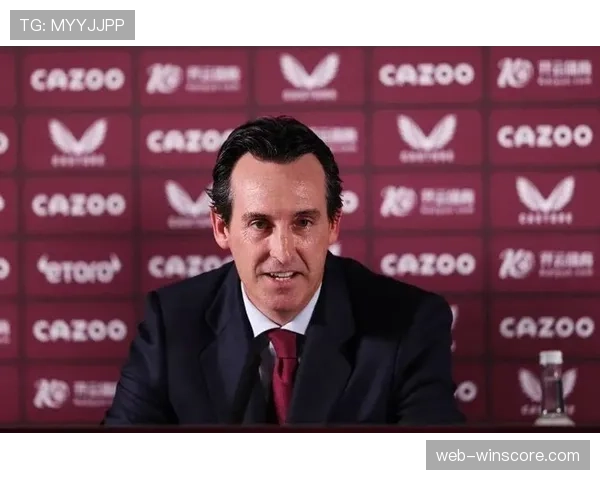 维拉主帅埃梅里专访,谈球队争四前景与欧战经验